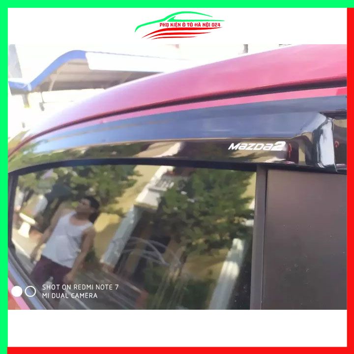 Vè che mưa cho xe ô tô Mazda 2 2015-2024 vè đen bảo vệ trang trí xe