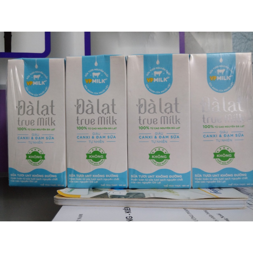 Lốc 4 _Sữa tươi UHT VPMilk Đà Lạt True Milk-180ml