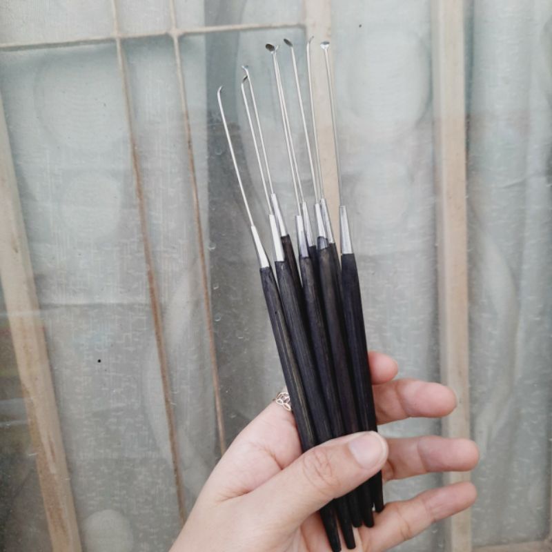 Túi 2 cây móc tai cán đen 17.5cm