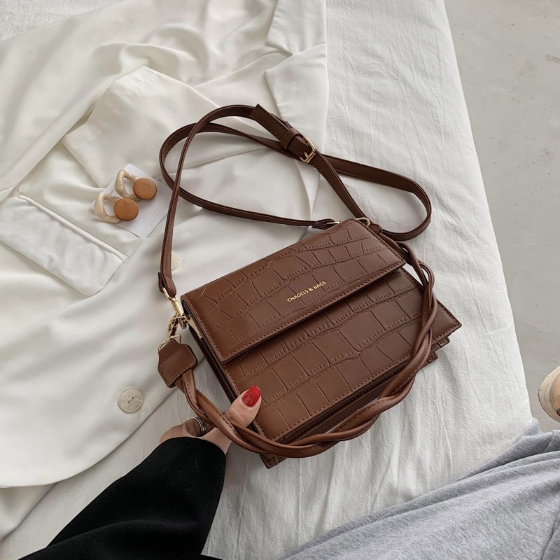 Túi da nữ họa tiết vân form vuông - MA216 | BigBuy360 - bigbuy360.vn