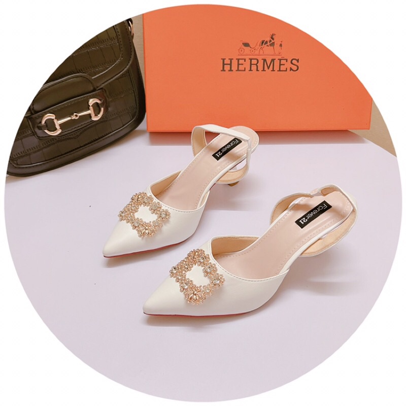 Guốc sục 5p mũi nhọn hoa đá vuông ong có quai hậu đi chắc chân