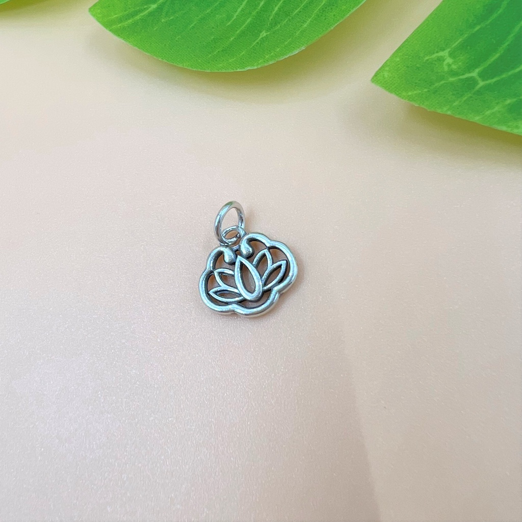 Charm móc treo hoa sen cách điệu hình mây - Charm Bạc 925 - Mã CA875