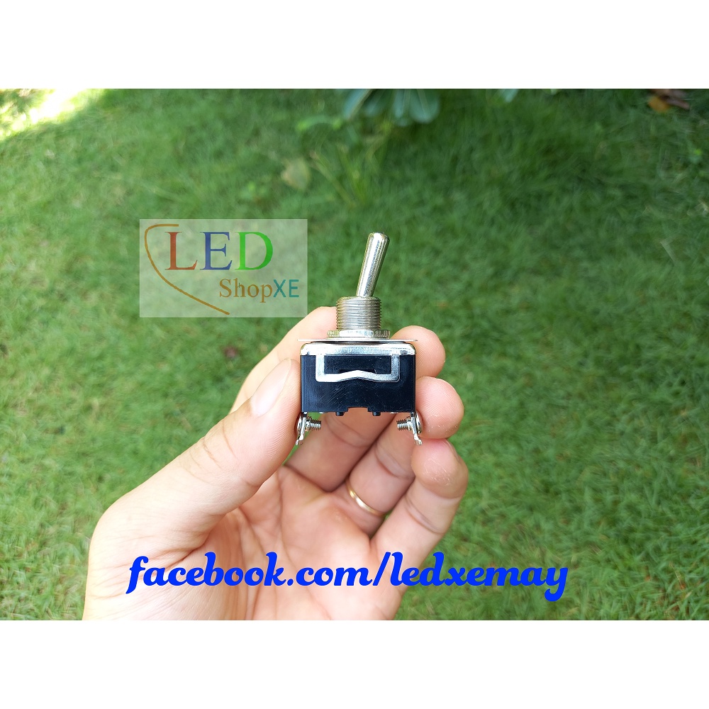 Công tắc gạt On/OFF 15A