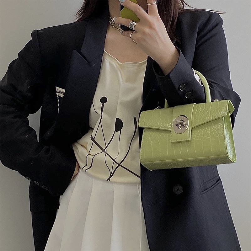 Túi Vuông Nhỏ Đeo Chéo Vai Họa Tiết Da Cá Sấu Gylb310