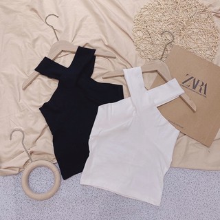 Áo yếm chéo cổ