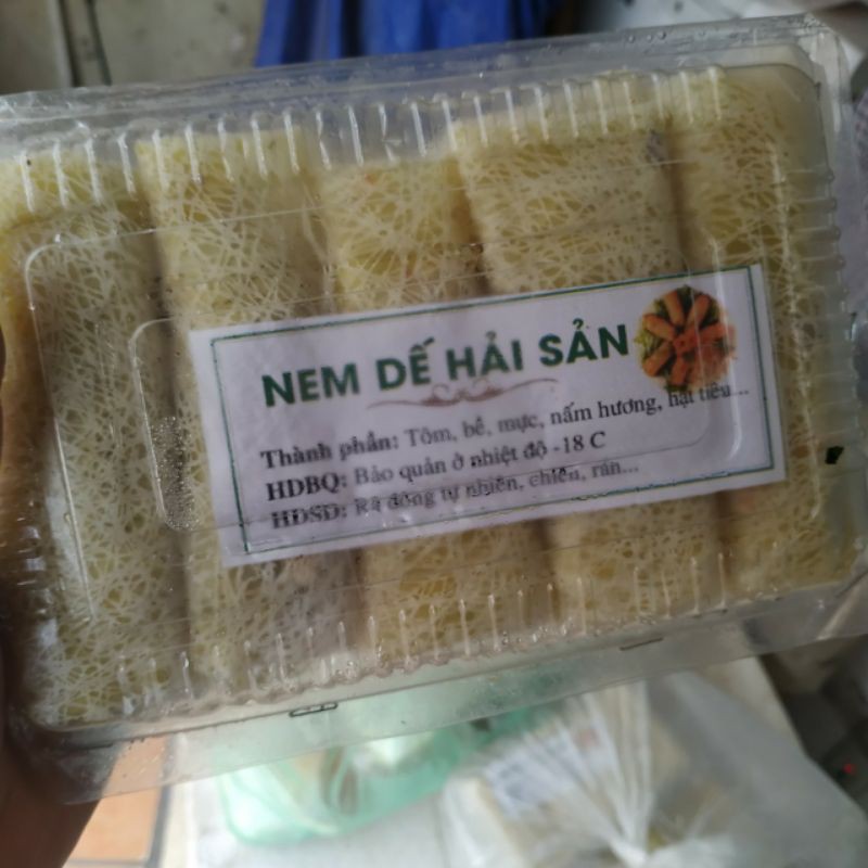 Nem dế hải sản khay 10 cái