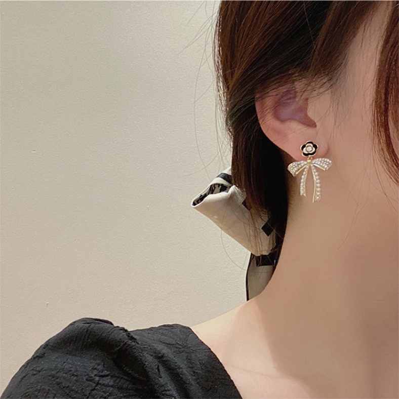 Bông Tai Mạ Bạc 925 Hình Nơ Đính Ngọc Trai Giả Dễ Phối Đồ