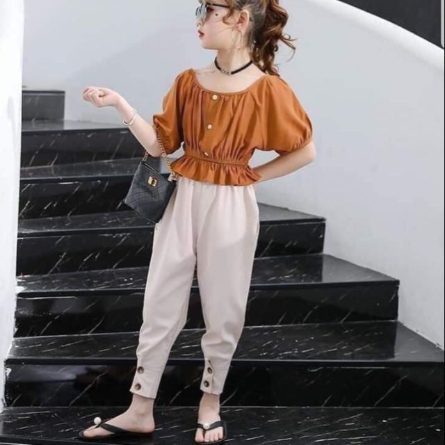 Quần áo trẻ em