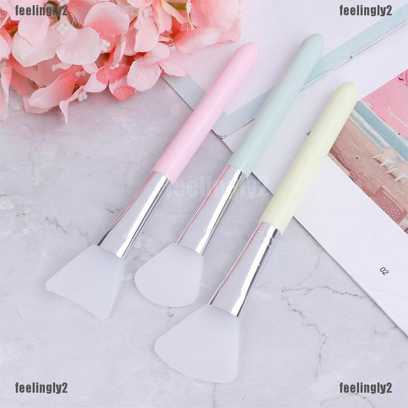 Cọ Trang Điểm Đa Năng Bằng Silicone Tiện Dụng