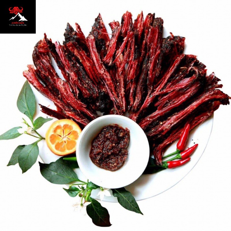Trâu gác bếp chuẩn Sapa gói 1 kg, kèm chẳm chéo ướt. | BigBuy360 - bigbuy360.vn
