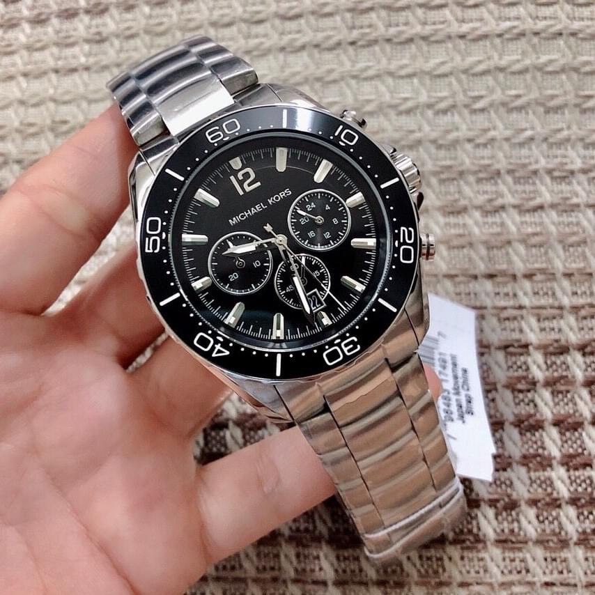 Đồng Hồ Michael Kors Nam MK8423 Chronograph Dây Kim Loại Bạc Mặt Đen 45mm