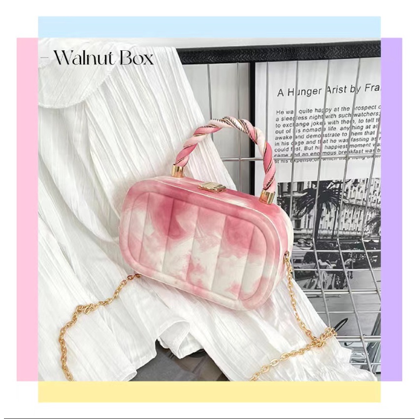 Túi Xách Đeo Vai Hình Vuông Cỡ Nhỏ Màu Sáng Phối Dây Đeo Sợi Xích Thời Trang Mùa Hè Sang Trọng