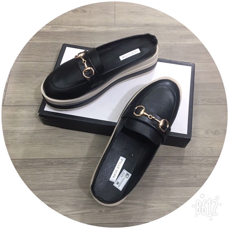 Giầy sục mũi vuông phối khoá chất da cao cấp đế bằng 6 p siêu nhẹ hót!!