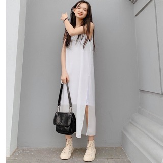 Đầm hai dây voan xẻ tà