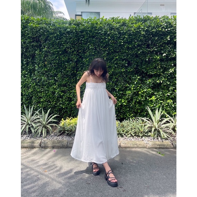 Đầm 2 dây baby doll trắng )Cello dress )