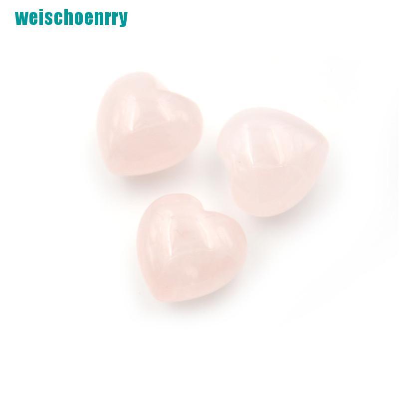 Viên đá thạch anh màu hồng hình trái tim