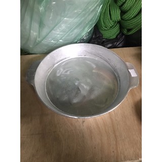 Chảo gang đúc dùng cho bếp cồn.