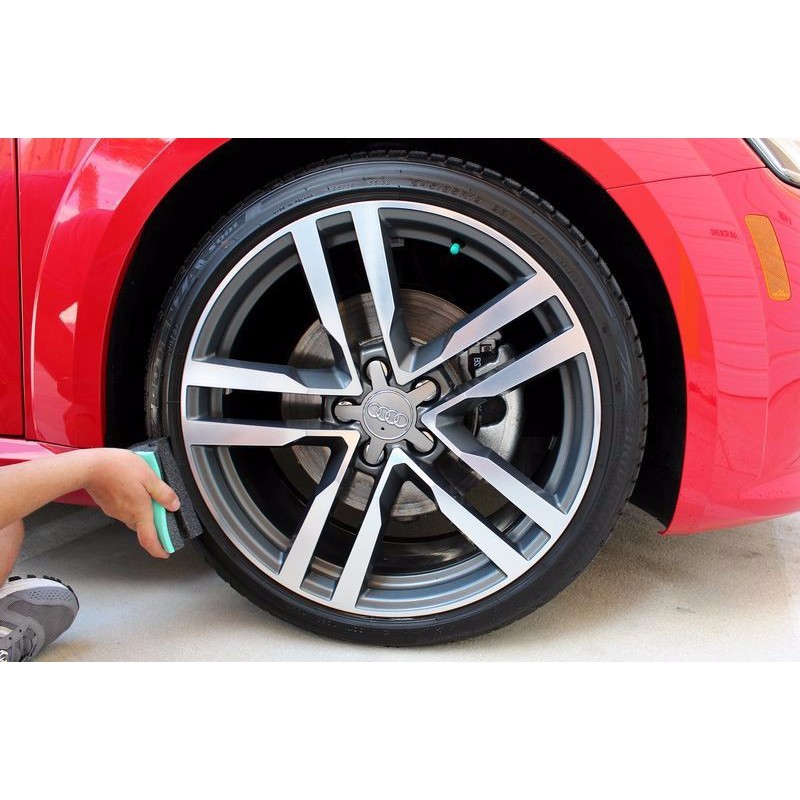GEL DƯỠNG ĐEN VÀ BÓNG LỐP XE SONAX XTREME TYRE GLOSS GEL 235241 500ML