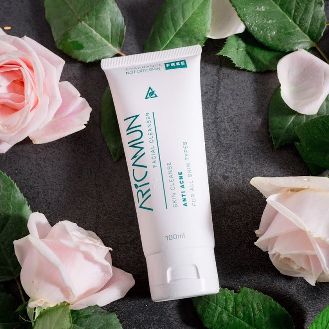 SỮA RỬA MẶT - ARICAMUN FACIAL CLEANSER: Làm sạch,bảo vệ màng ẩm và dưỡng da mụn