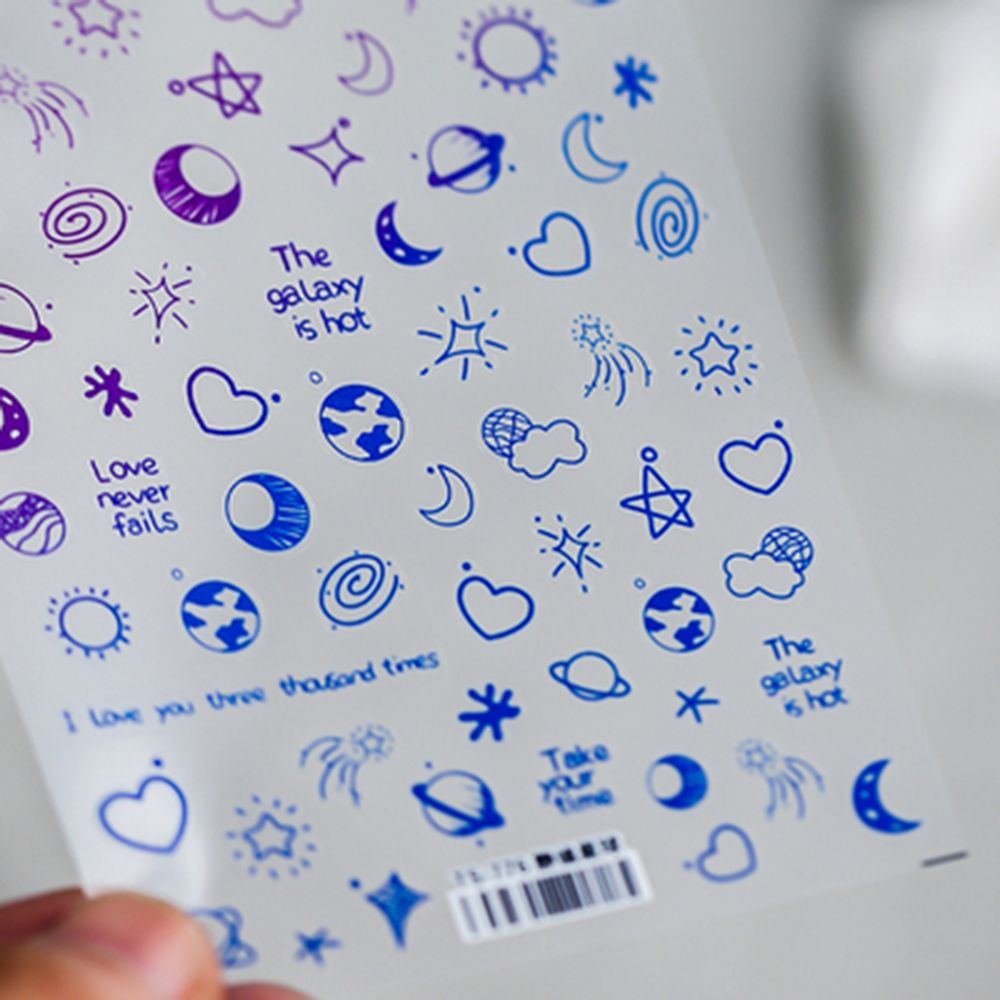 [Hàng mới về] Sticker Dán Trang Trí Móng Tay Hình Trăng Sao Màu Trắng Đen Dễ Thương