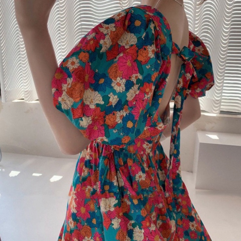 Váy Hoa Nhí hở lưng Cổ V LUHAZO Nữ babydoll cổ vuông buộc dây Tay Bèo Dáng Dài Váy Vintage Siêu Hot Mẫu Mới 2022DK1T401
