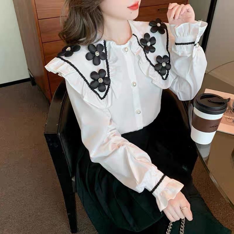 Áo Sơ Mi Nữ Trắng Dài Tay và set tất gấu