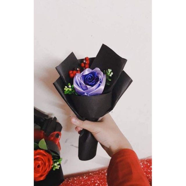 Hoa bó tiny có túi bóng kính tặng kèm thiệp mini siêu xinh 🎀😍 (hoa chụp ảnh thật do chính tay shop tự chụp)