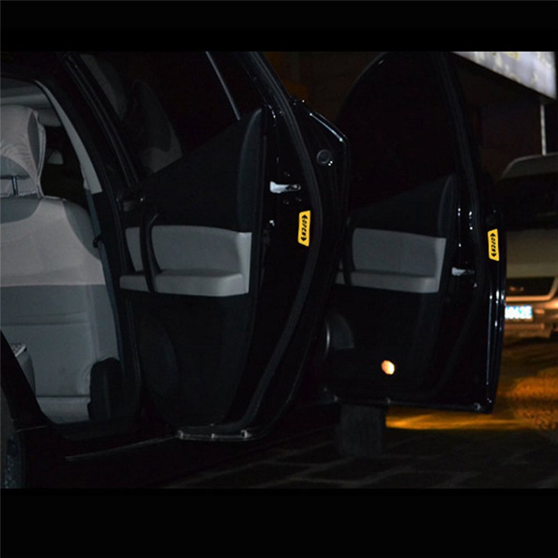 Bộ 4 Miếng Dán Phản Quang Cảnh Báo Mở Cửa Xe Hơi