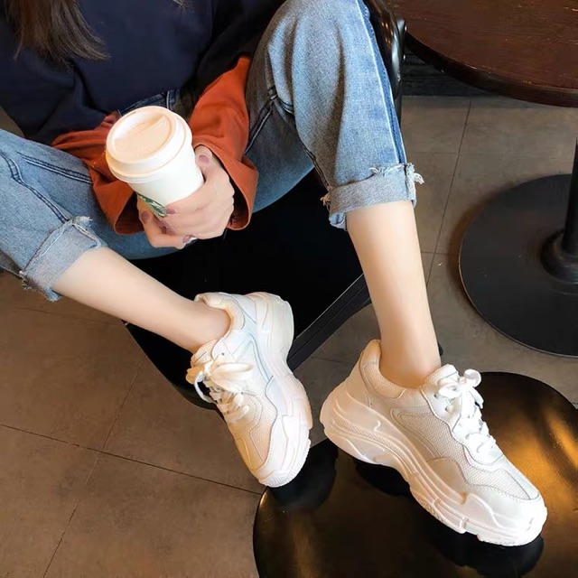 Giày thể thao nữ