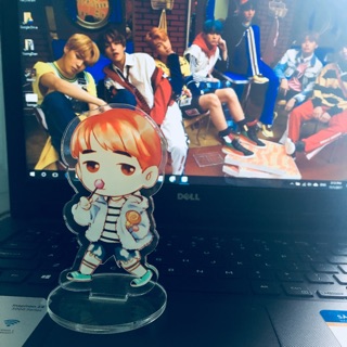 Standee để bàn hình chibi 4 năm bts