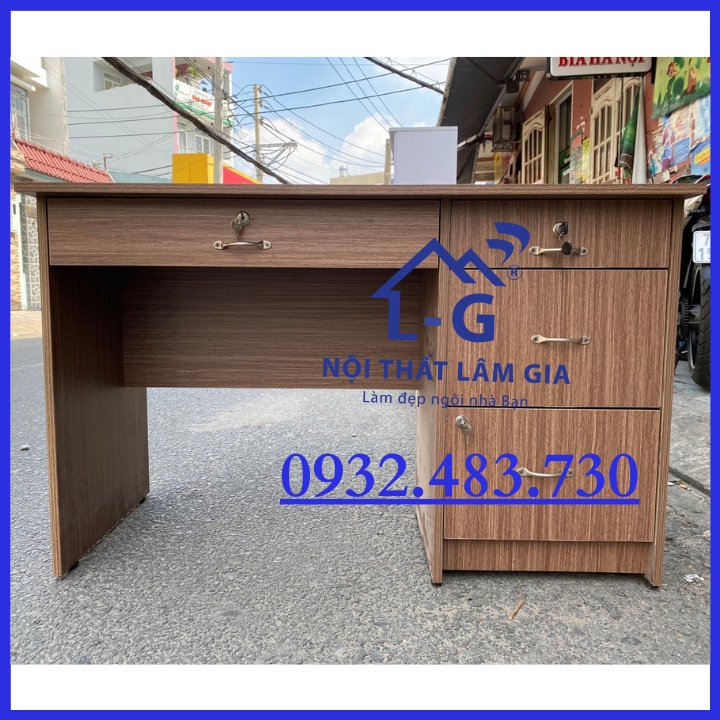 Bàn làm việc máy tính chống trầy cao cấp 4 hộc kéo màu nâu