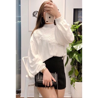 Áo sơ mi cổ ren