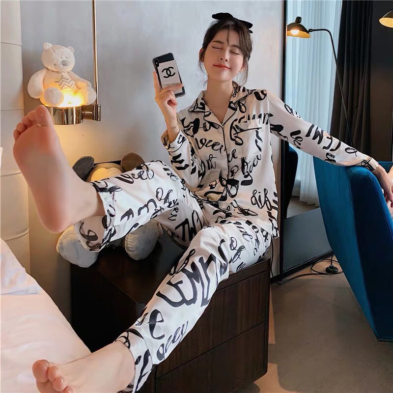 Bộ Pijama nam nữ chất lụa satin mềm mịn - Đồ mặc nhà cho nam và nữ mã JS329