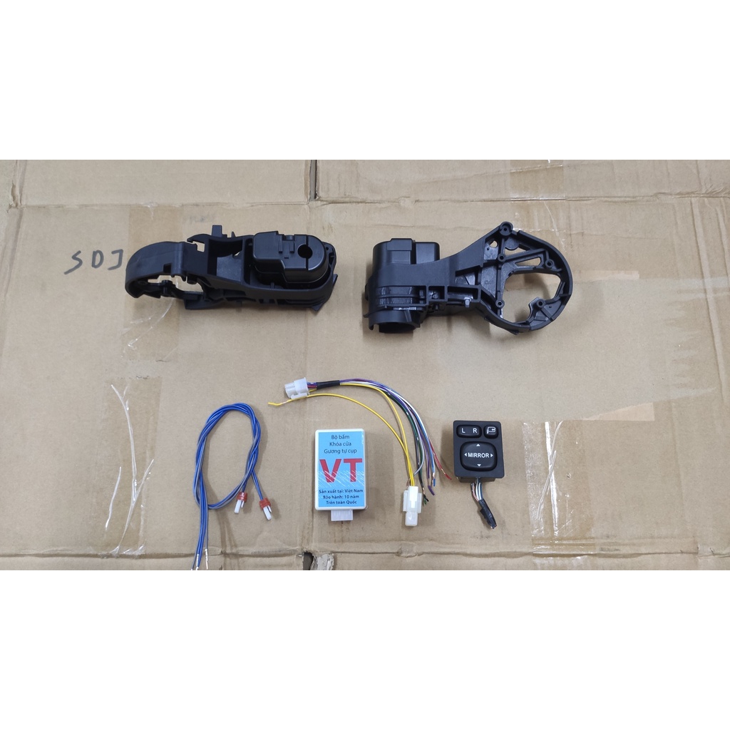 Combo 1bộ Motor gập gương chiếu hậu Toyota Innova,Fotuner (2008-2017) (TẶNG CÔNG TẮC CHỈNH MẶT GƯƠNG)