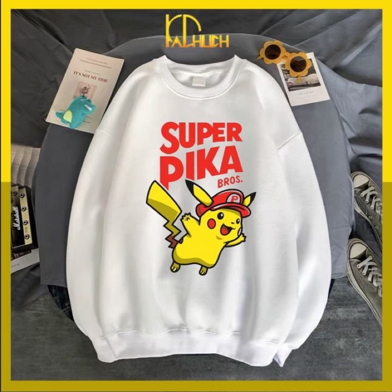 Áo sweater unisex in Super Pika dễ thương, form cho cả nam nữ vải nỉ mềm mịn