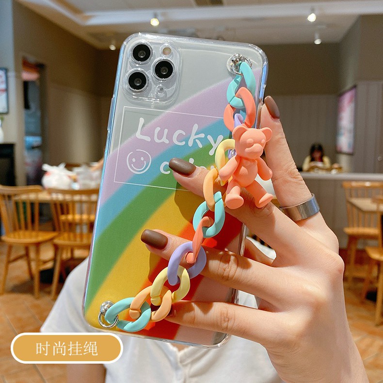 Ốp lưng iphone - Ốp silicon dẻo cầu vồng gắn xích gấu dành cho ip 6 đến 14promax - b341