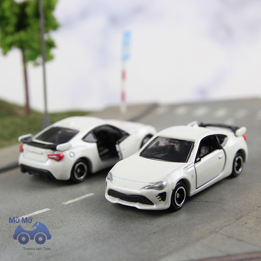 Xe mô hình Tomica Toyota 86 trắng xuất Nhật