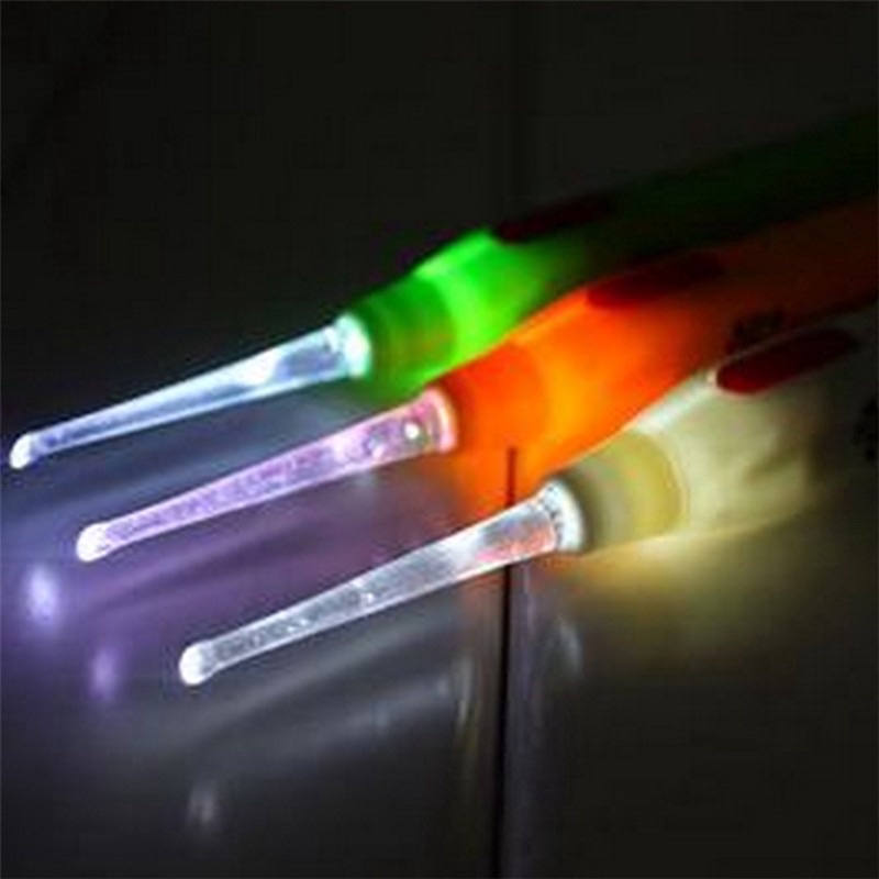Bộ lấy ráy tai cho bé có đèn led