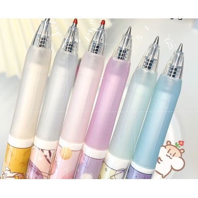 Bút Bi Mực Đen Ngòi 0.5mm In Hình Phi Hành Gia Xinh Xắn