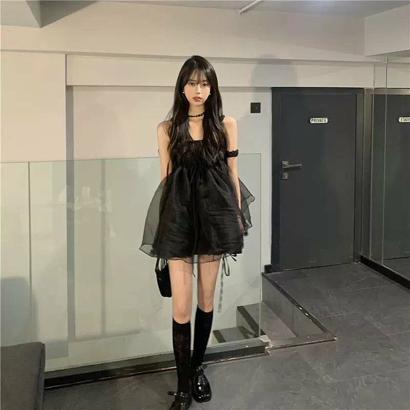 VÁY PROM HAI DÂY MÀU ĐEN DÁNG XÒE / ĐẦM BABYDOLL HAI DÂY ĐANG XÒE NHIỀU LỚP / VÁY CÔNG CHÚA MÀU ĐEN