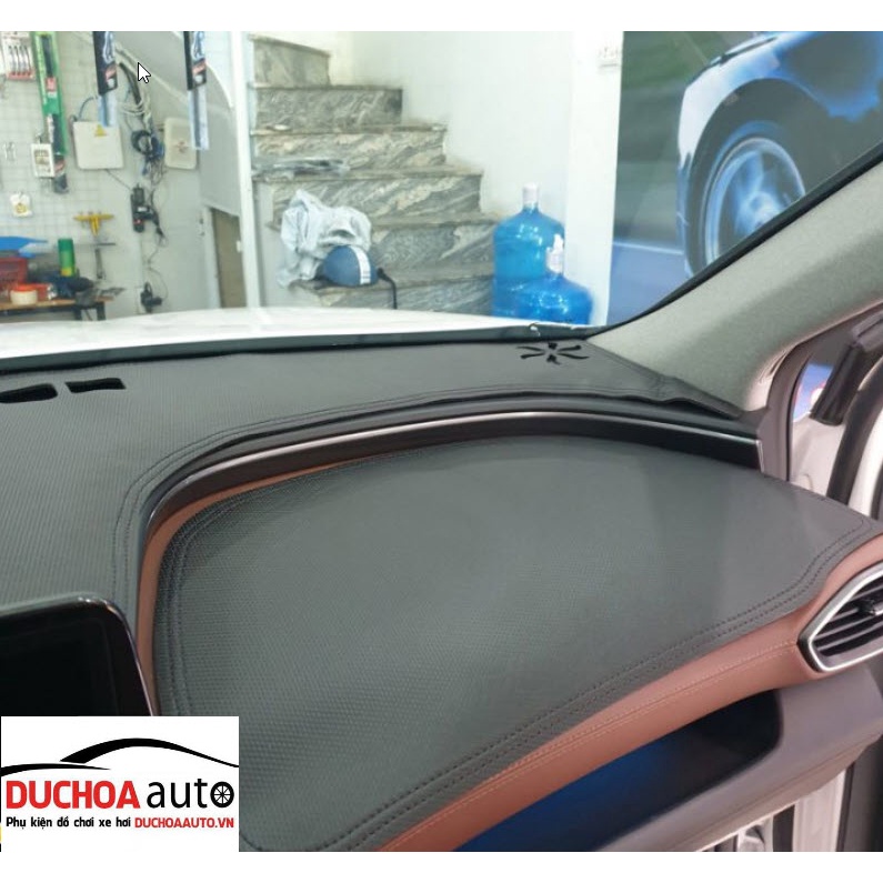 Thảm che taplo Hyundai Santafe 2022 Da vân Carbon
