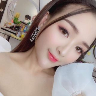 BÔNG TAI Y-S-L ĐÍNH ĐÁ