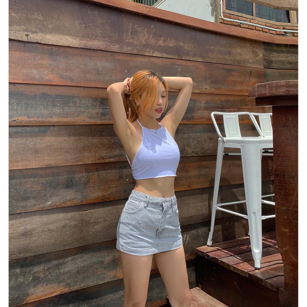 - áo croptop dây dạng yếm