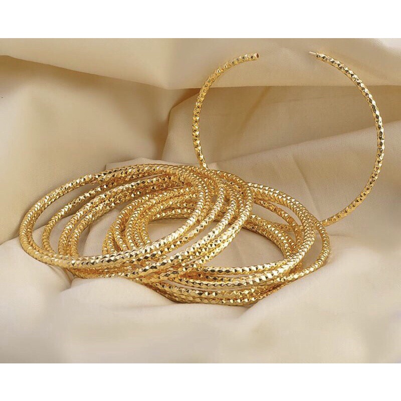 𝗩𝗼̀𝗻𝗴 𝘅𝗶𝗺𝗲𝗻 tăm 7 chiếc màu vàng bộ vòng tuần bền màu lắc tay nữ 𝐊𝐚𝐦𝐢