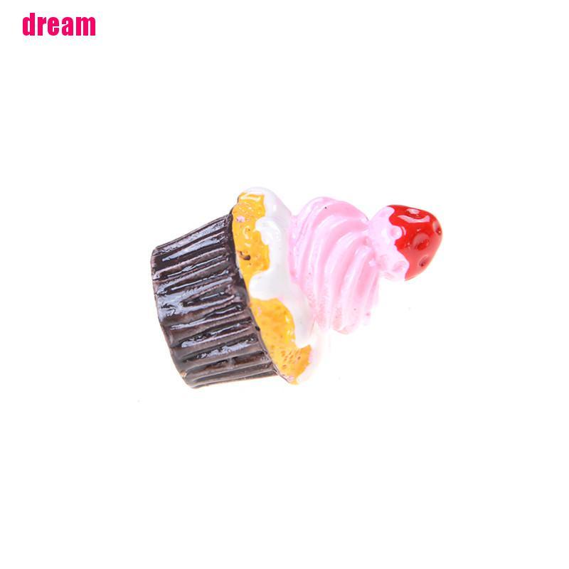 Bộ 3 Mô Hình Bánh Dâu Tây Mini Dùng Để Trang Trí