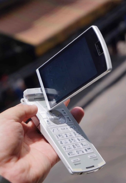 Điện thoại keitai Nhật Bản Ntt Docomo Nec N02D free sim