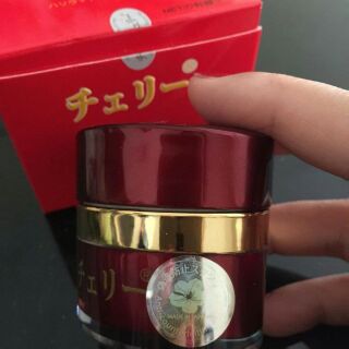 Kem hoa anh đào dưỡng da 10 tác dụng