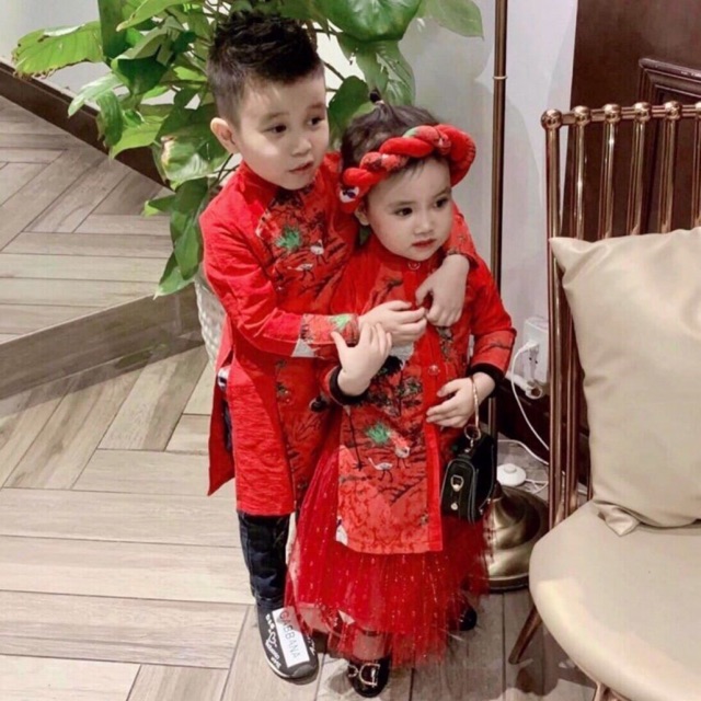 Áo dài cách tân cho bé