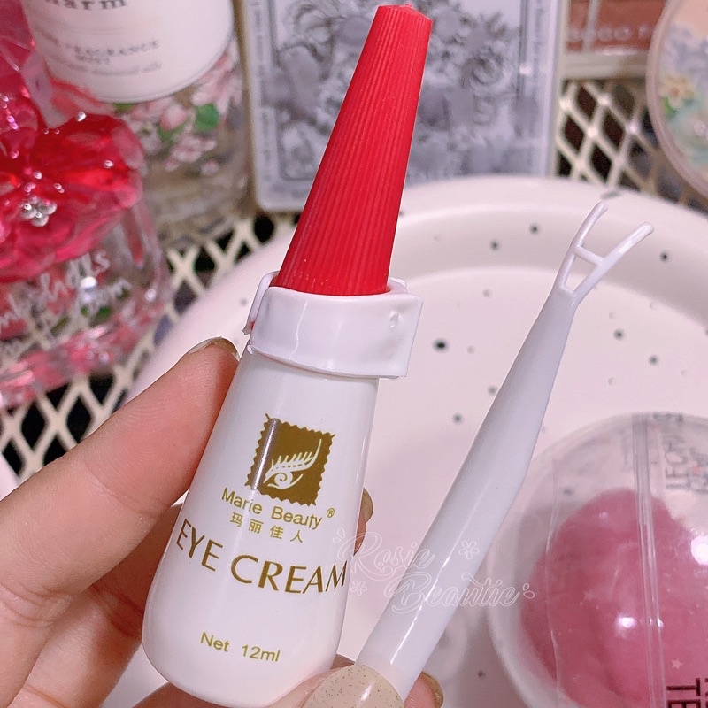 KEO DÁN MI KÍCH MÍ NẮP ĐỎ KÈM CÂY ĐỊNH HÌNH