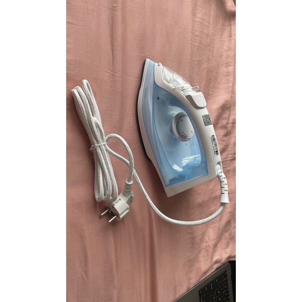 Bảo hành chính hãng - Bàn ủi hơi nước Philips GC1740